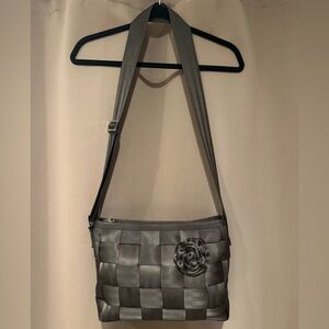 Harvey’s seatbelt bag, tote